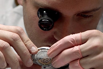 重庆江诗丹顿手表不走了为什么